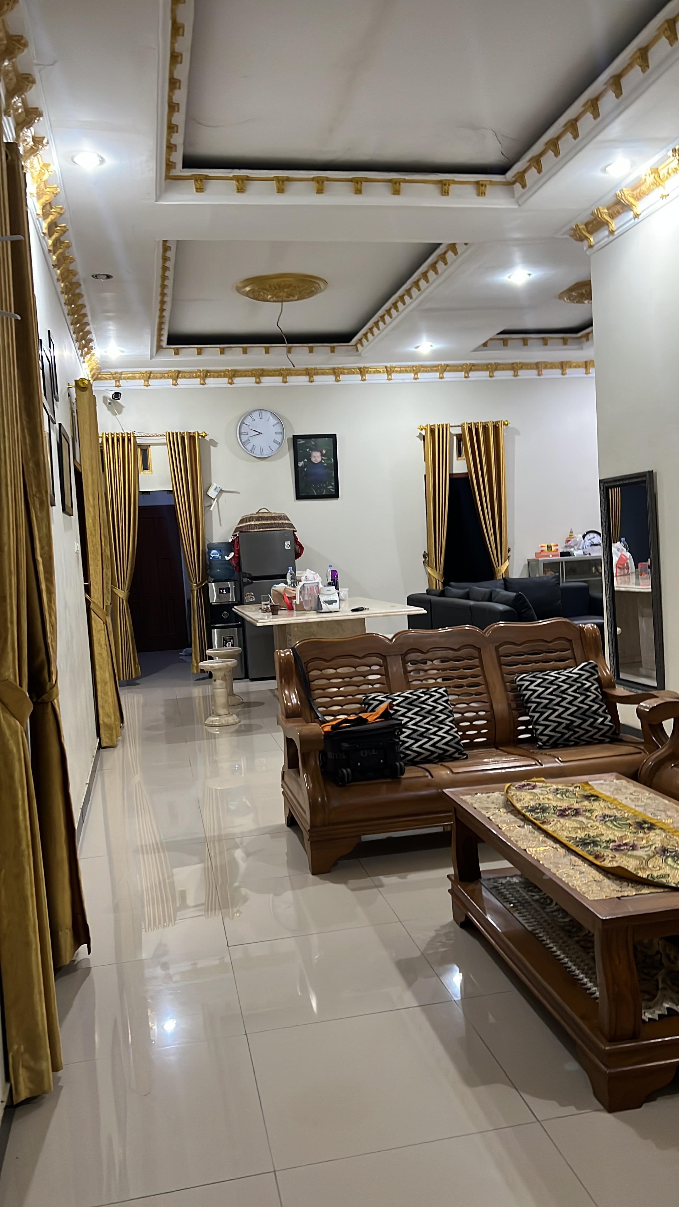 Dijual Rumah Super Lega Akses Mobil Papasan 6 Menit Kampus Harbang