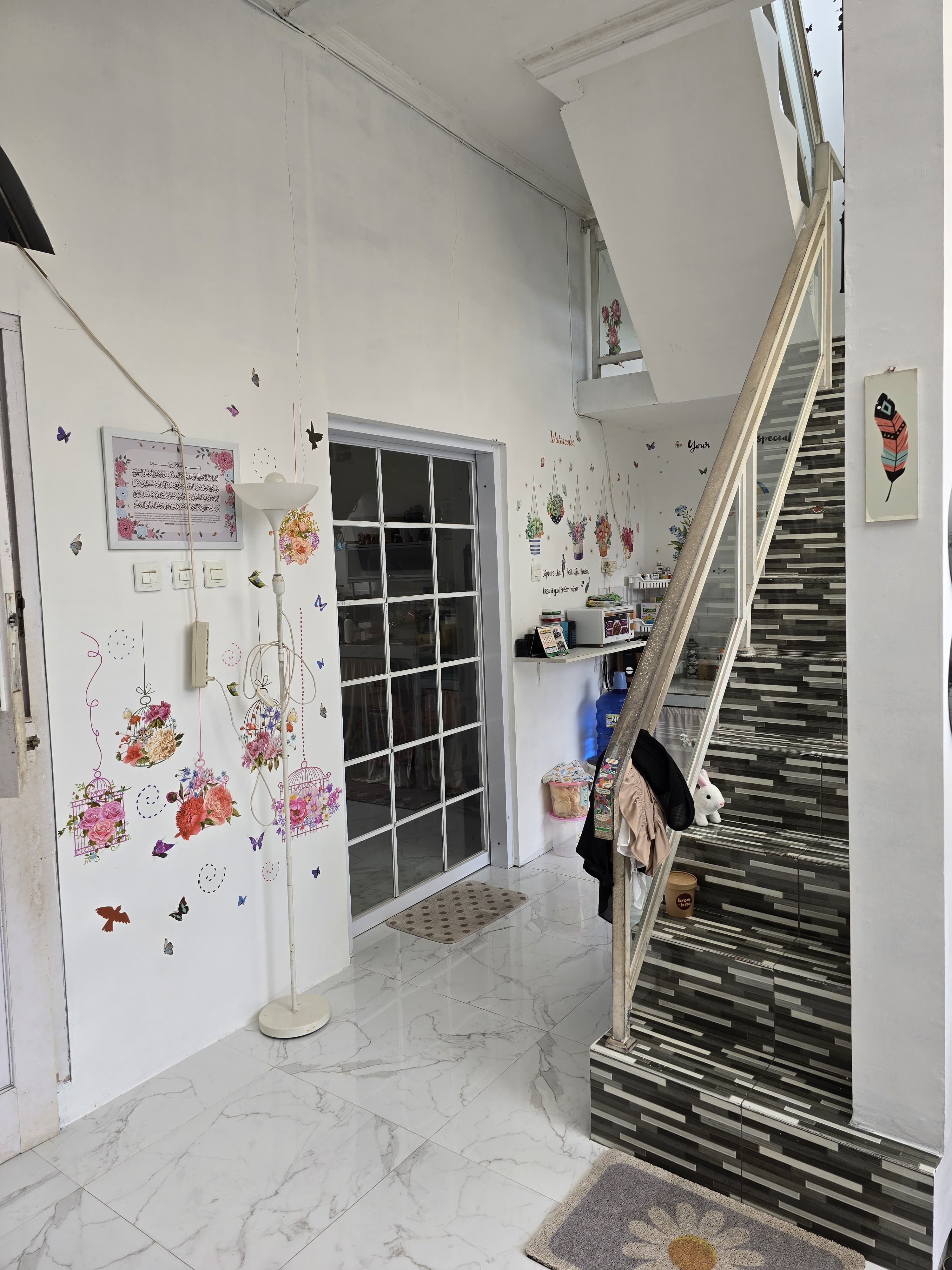 Disewakan Rumah Minimalis 2 Lantai 7 Menit Menara Pandang Purwokerto