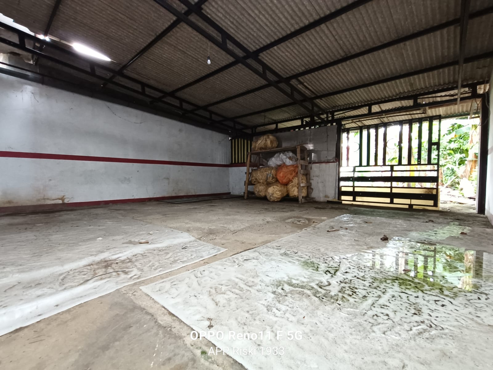 DisewakanToko Lokasi Strategis Di Pusat Perdagangan Purwokerto Barat