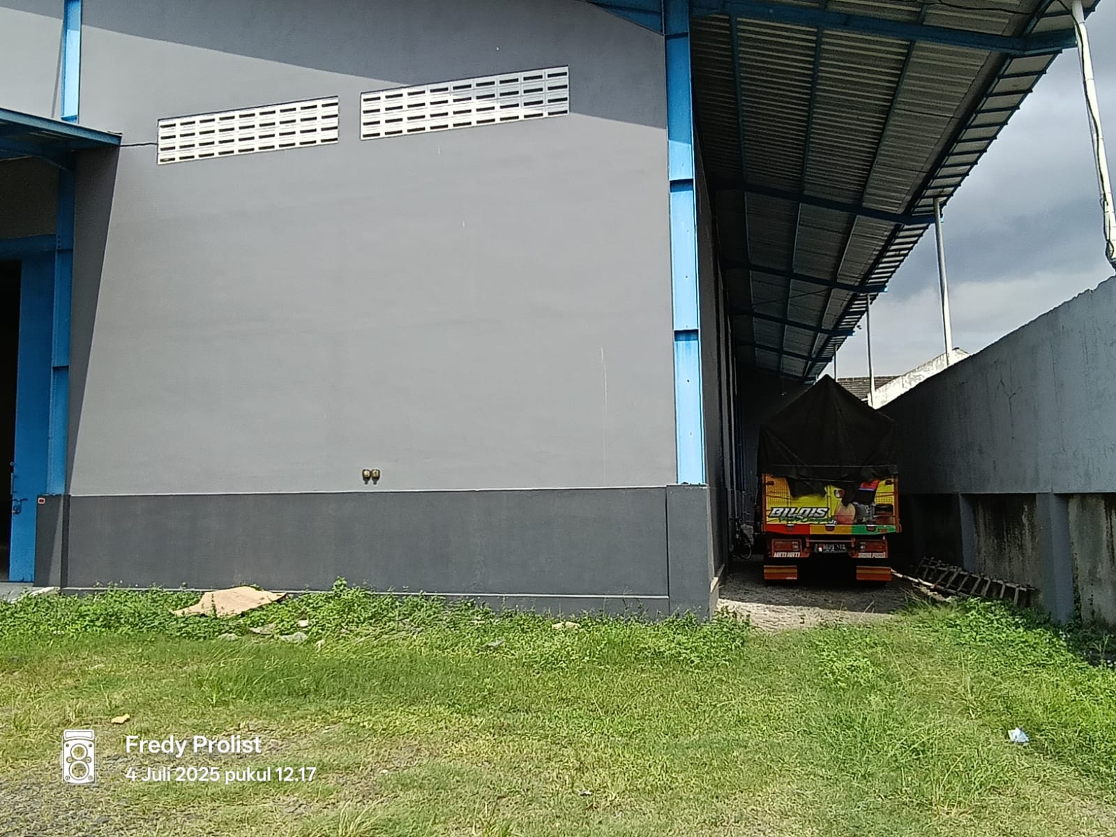 Disewakan Gudang Dikomplek Pergudangan Purwokerto - Kendaraan Berat Aman!
