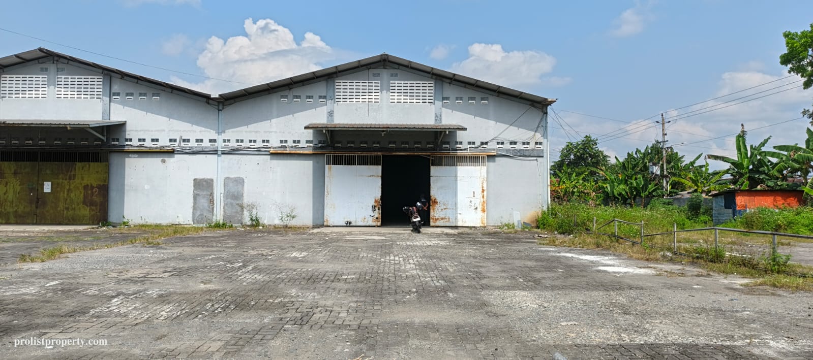 Disewakan Gudang Dikomplek Pergudangan Security 24 Jam - Pinggir Jalan Nasional
