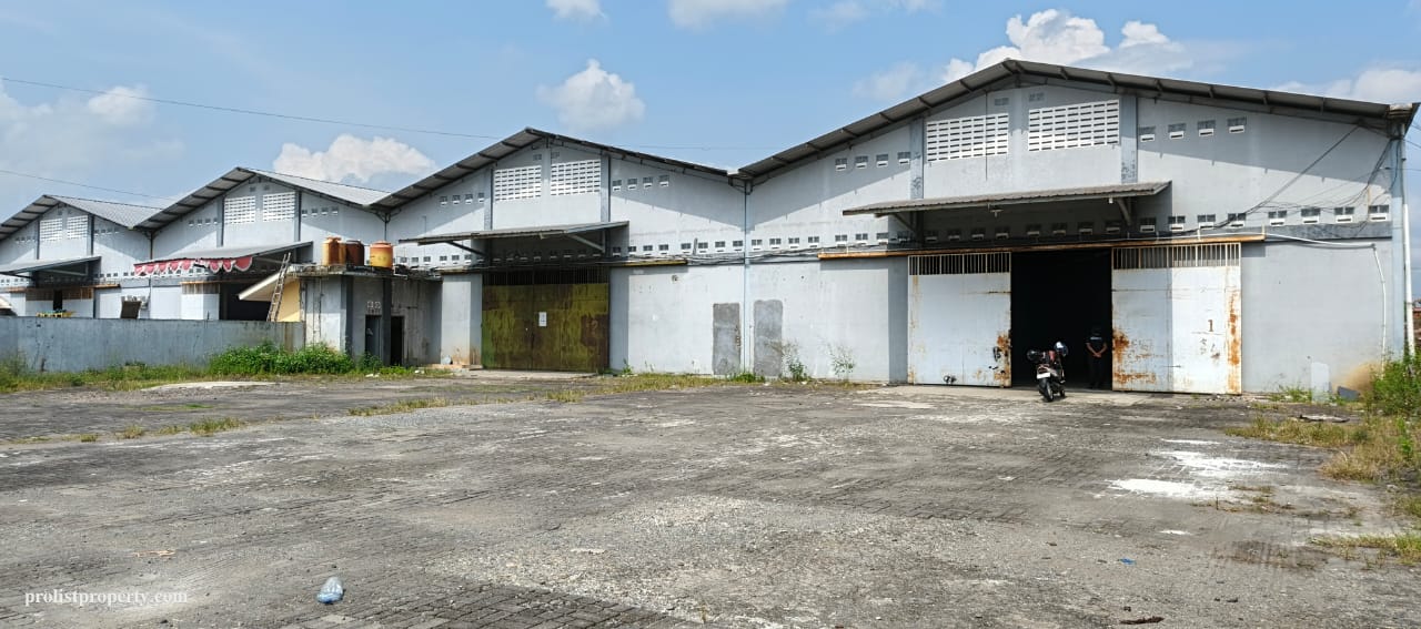 Disewakan Gudang Dikomplek Pergudangan Security 24 Jam - Pinggir Jalan Nasional