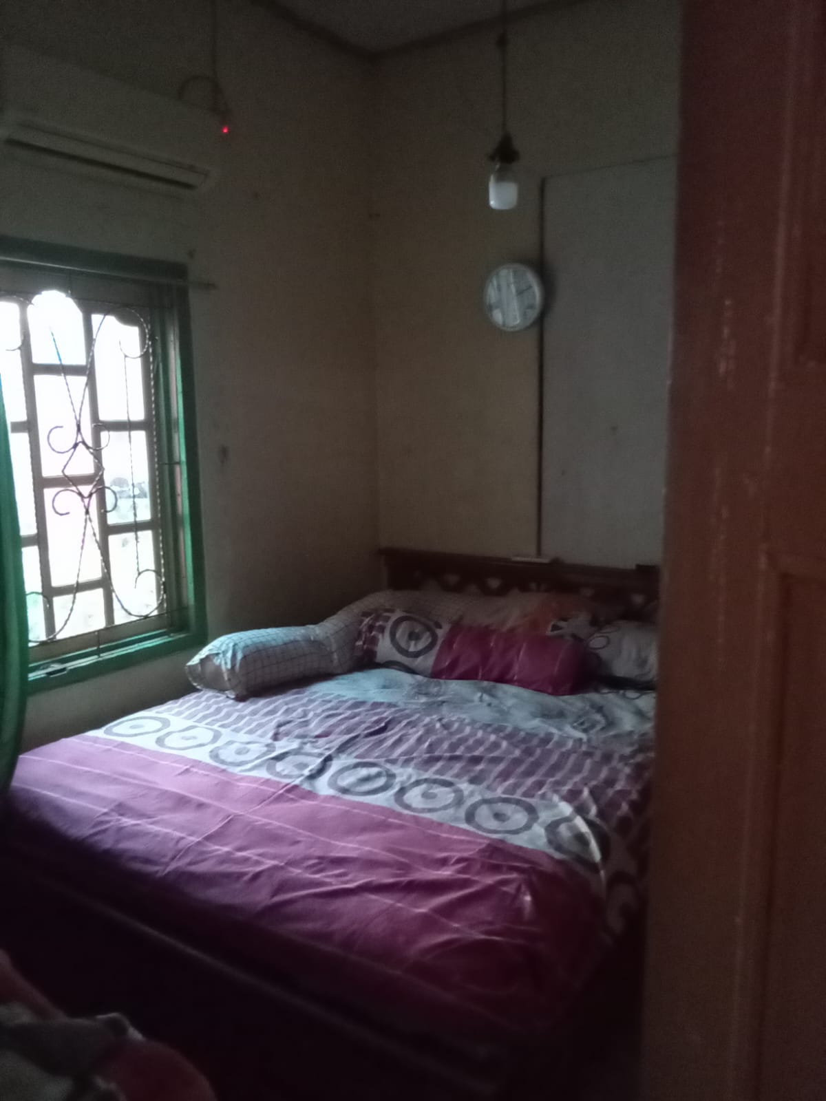 Rumah Pinggir Jalan Strategis 1 Menit Ke Taman Bale kemambang