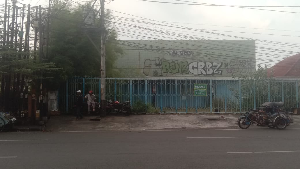 DIJUAL CEPAT – BEKAS SHOWROOM 2 LANTAI SIAP PAKAI