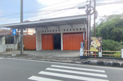 Dijual Rumah PLUS KEBUN Luas, DEKAT JAVA HERITAGE HOTEL