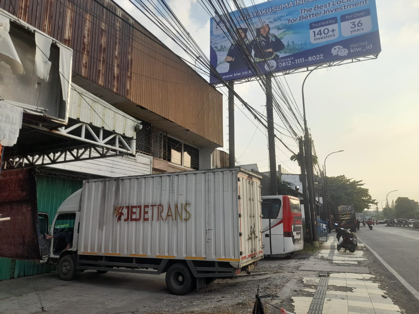 DIJUAL CEPAT! RUKO & GUDANG STRATEGIS