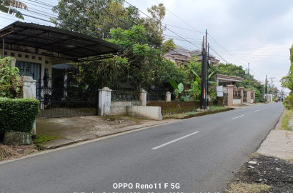 Dijual Rumah Dengan Halaman Luas 7 Menit Stasiun Purwokerto