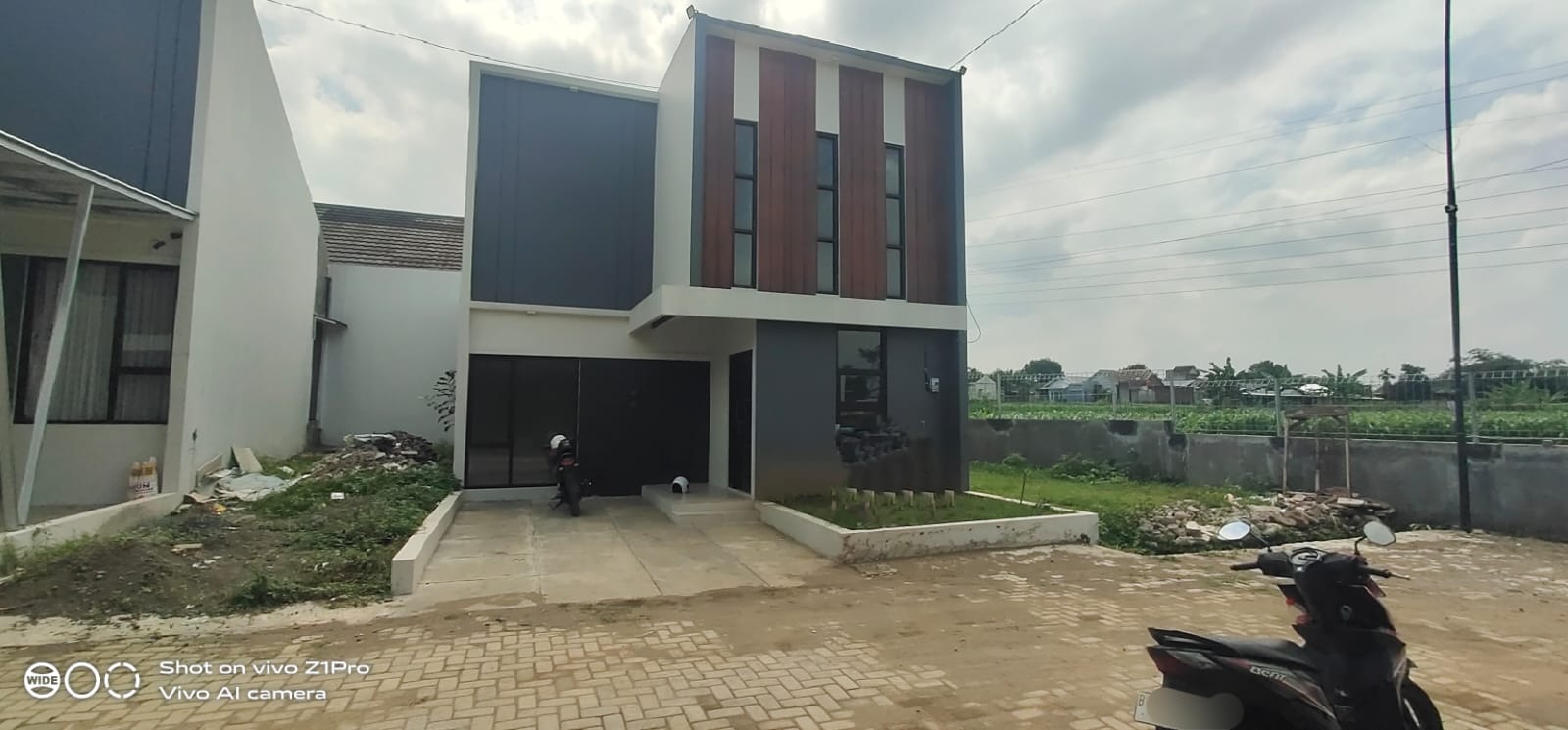 Rumah Minimalis Modern Hanya 8 Menit Ke Kampus UNSUD