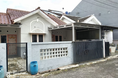 Cari Rumah Dekat UNSOED Purwokerto? Dijual Rumah Bersih Terawat - 4 Menit Fakultas Biologi