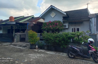 Rumah Murah Siap Huni  Lokasi Strategis Antara UNSUD dan UMP