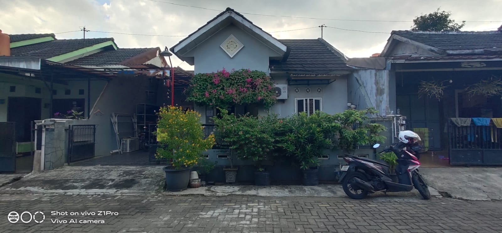 Rumah Murah Siap Huni  Lokasi Strategis Antara UNSUD dan UMP
