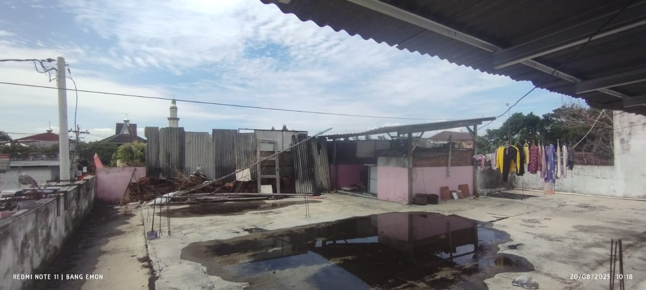 TANAH BANGUNAN KOMERSIL STRATEGIS SELANGKAH PASAR STAN MAGUWOHARJO