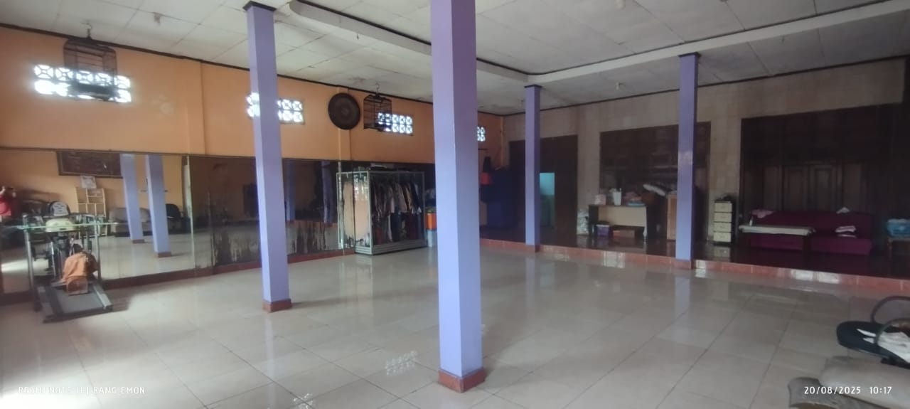 TANAH BANGUNAN KOMERSIL STRATEGIS SELANGKAH PASAR STAN MAGUWOHARJO