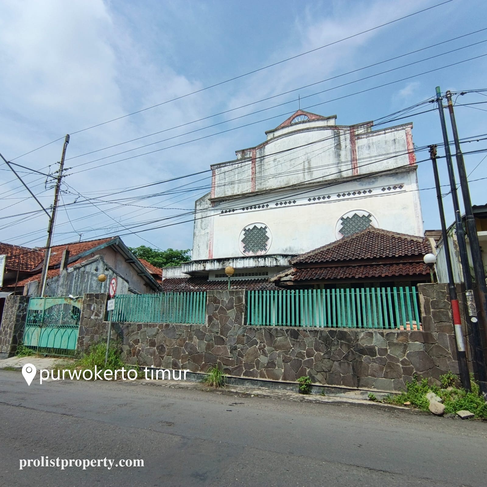 Dijual atau Sewa  Bangunan cocok untuk usaha atau Gudang Tengah Kota Purwokerto