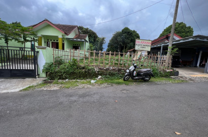 Dijual Tanah Pekarangan Bahu Jalan Akses Mobil 10 Menit ke Unsud - Lokasi Tambak Sogra