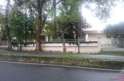 Dijual Rumah Mewah 3 Menit ke Alun2 Purwokerto - Ahmad Yani