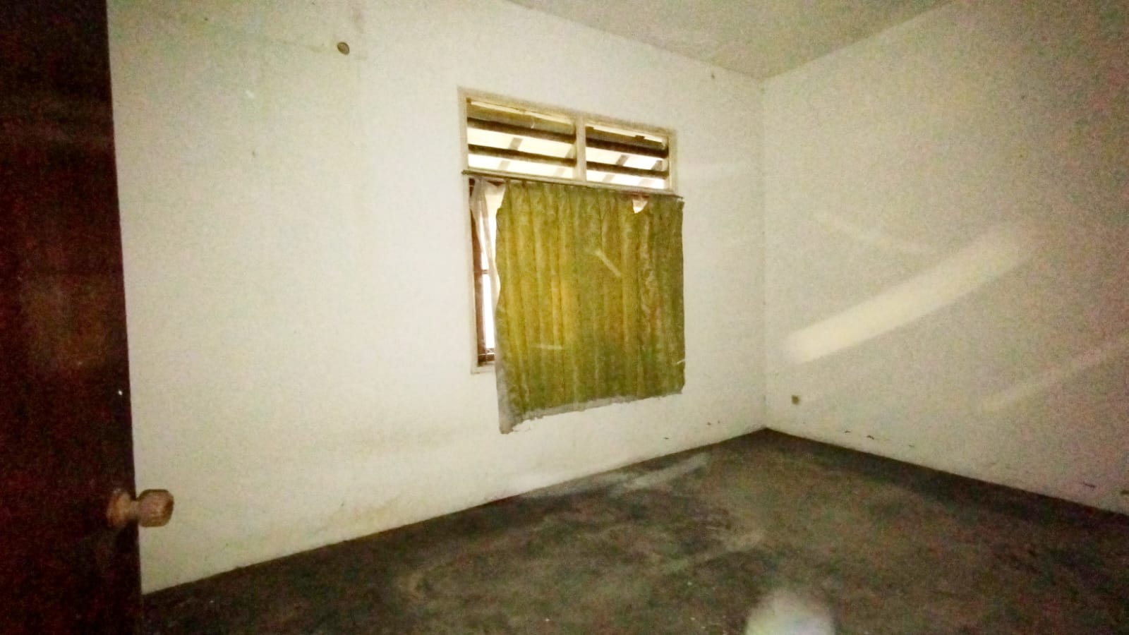Rumah Sewa 2 Lantai Pinggir Jalan, Mersi Purwokerto Timur - Mersi