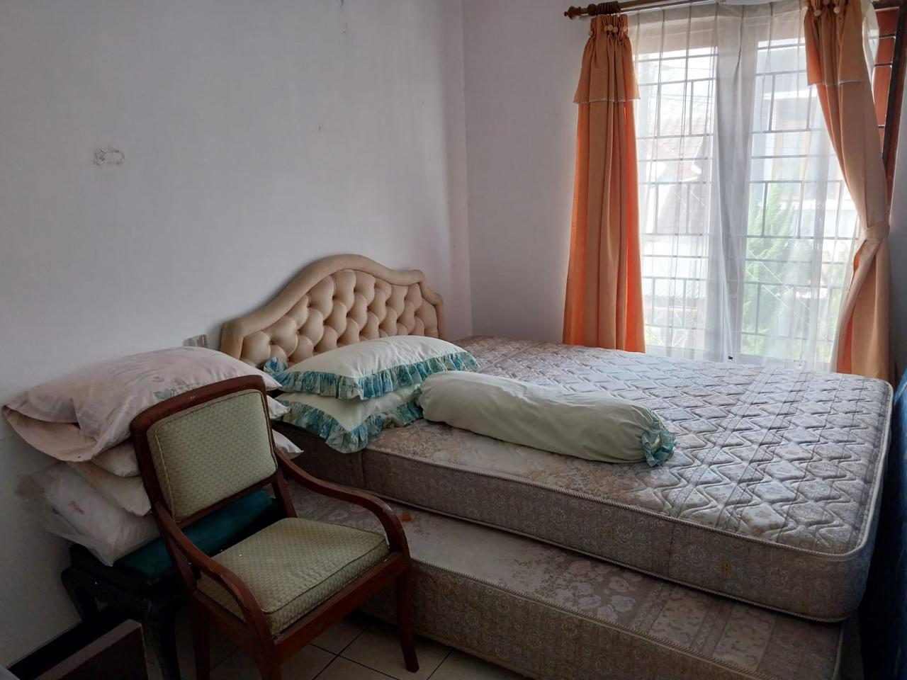Rumah Bagus 2 Lantai  2 Menit Ke Pusat  Kuliner GOR Purwokerto
