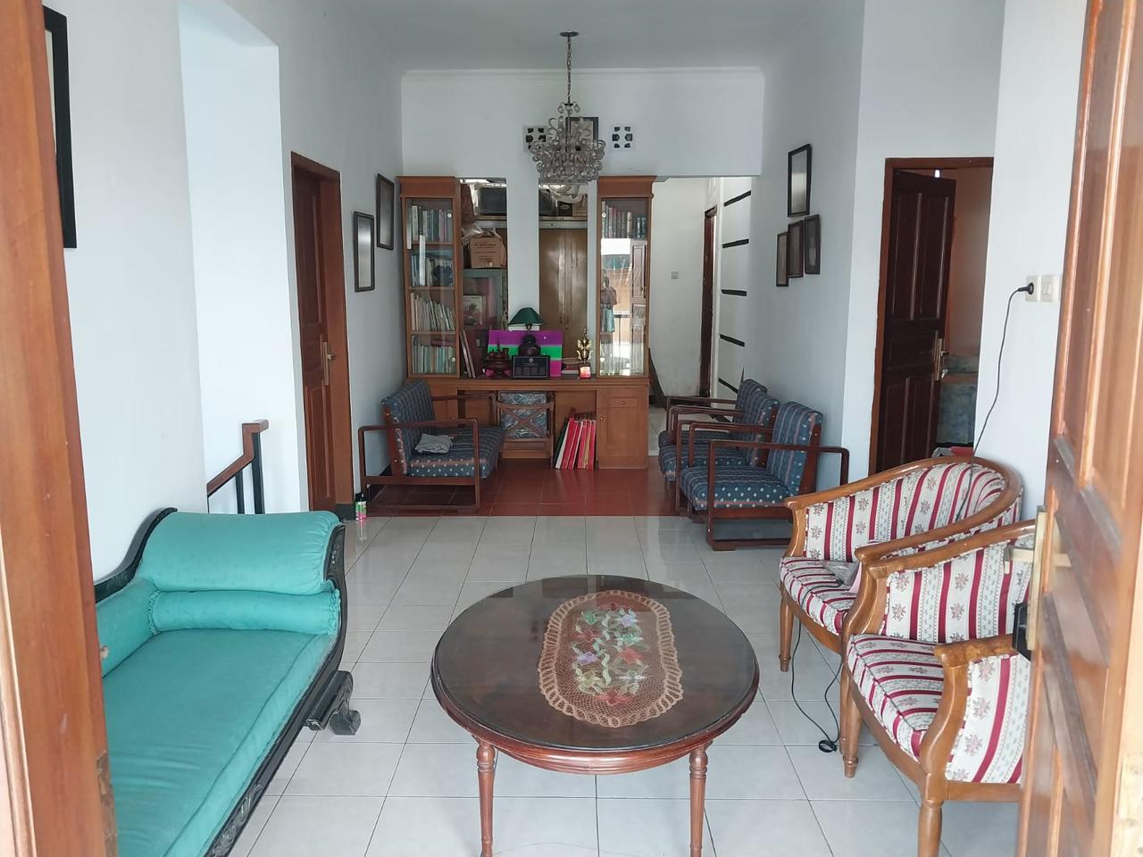 Rumah Bagus 2 Lantai  2 Menit Ke Pusat  Kuliner GOR Purwokerto