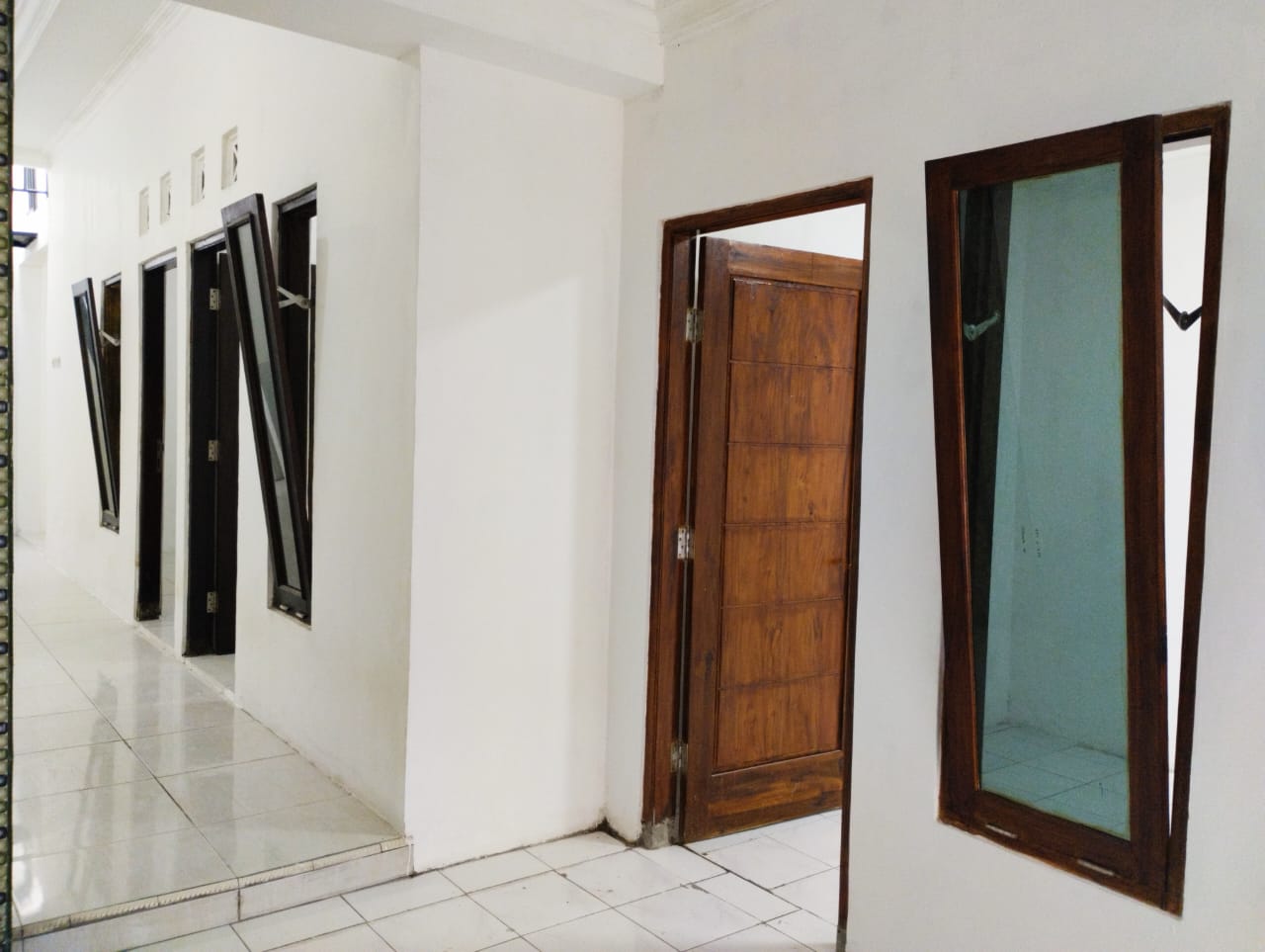 BU - Dijual Cepat Rumah Cantik Siap Huni Dekat Taman Kota Purwokerto