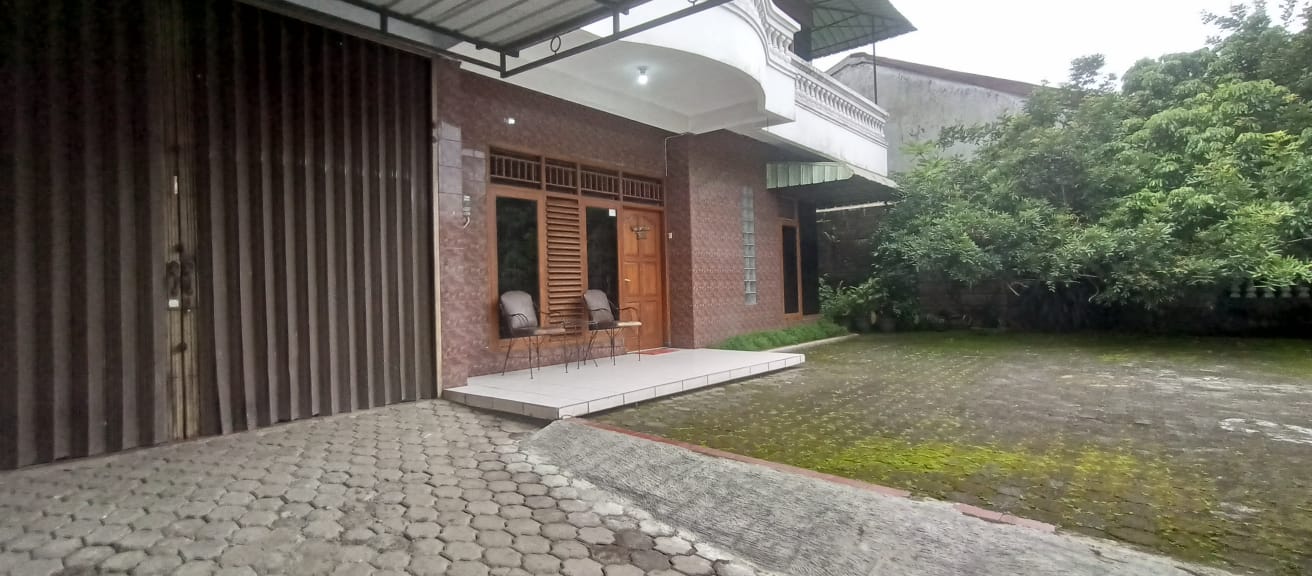 Dijual Rumah Strategis Pinggir Jalan Raya Purwokerto