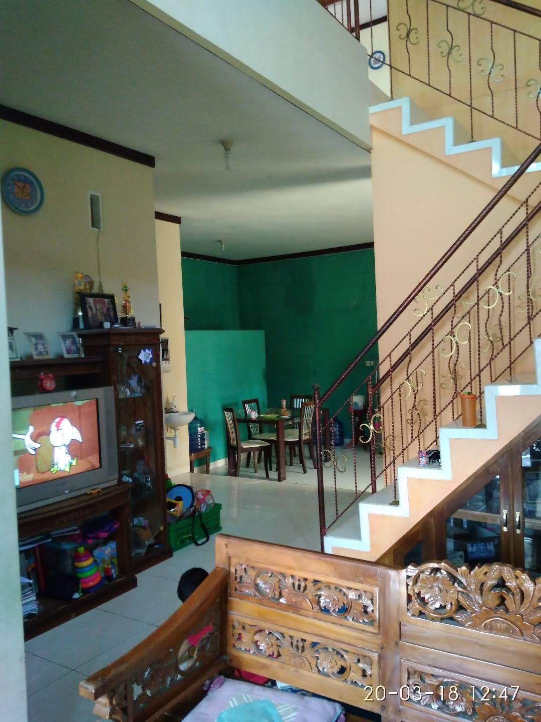 Dijual Rumah Cantik Hook 2 Lantai, 1,5 Menit Fakultas Kesehatan UMP