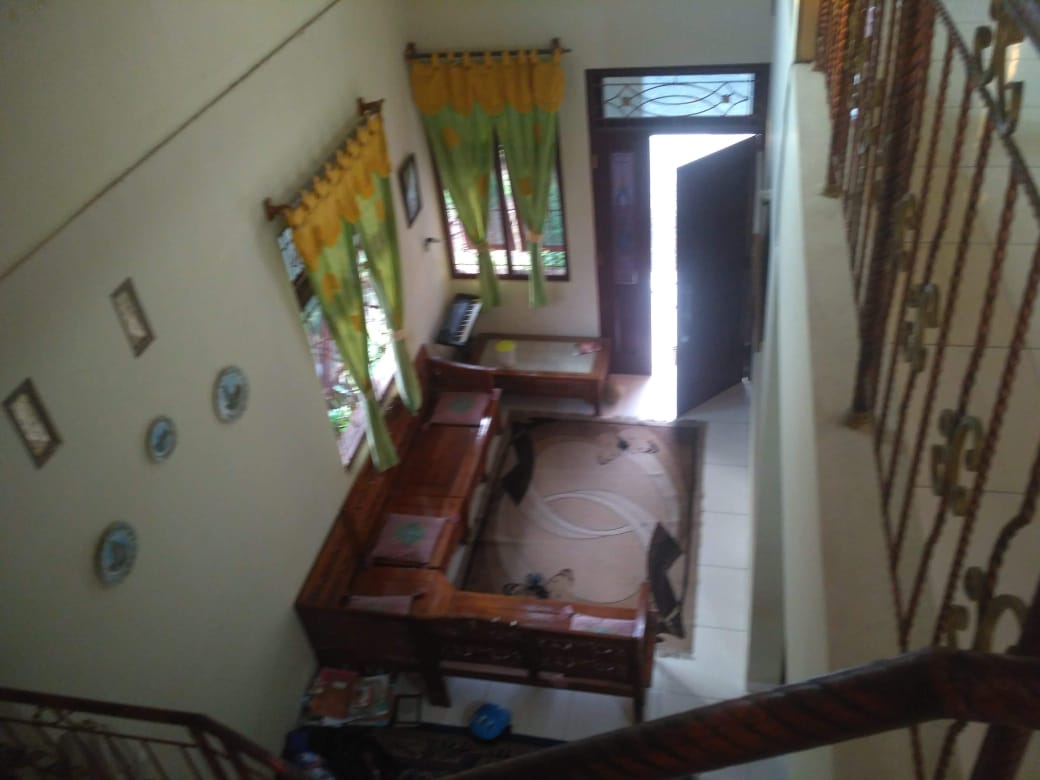 Dijual Rumah Cantik Hook 2 Lantai, 1,5 Menit Fakultas Kesehatan UMP