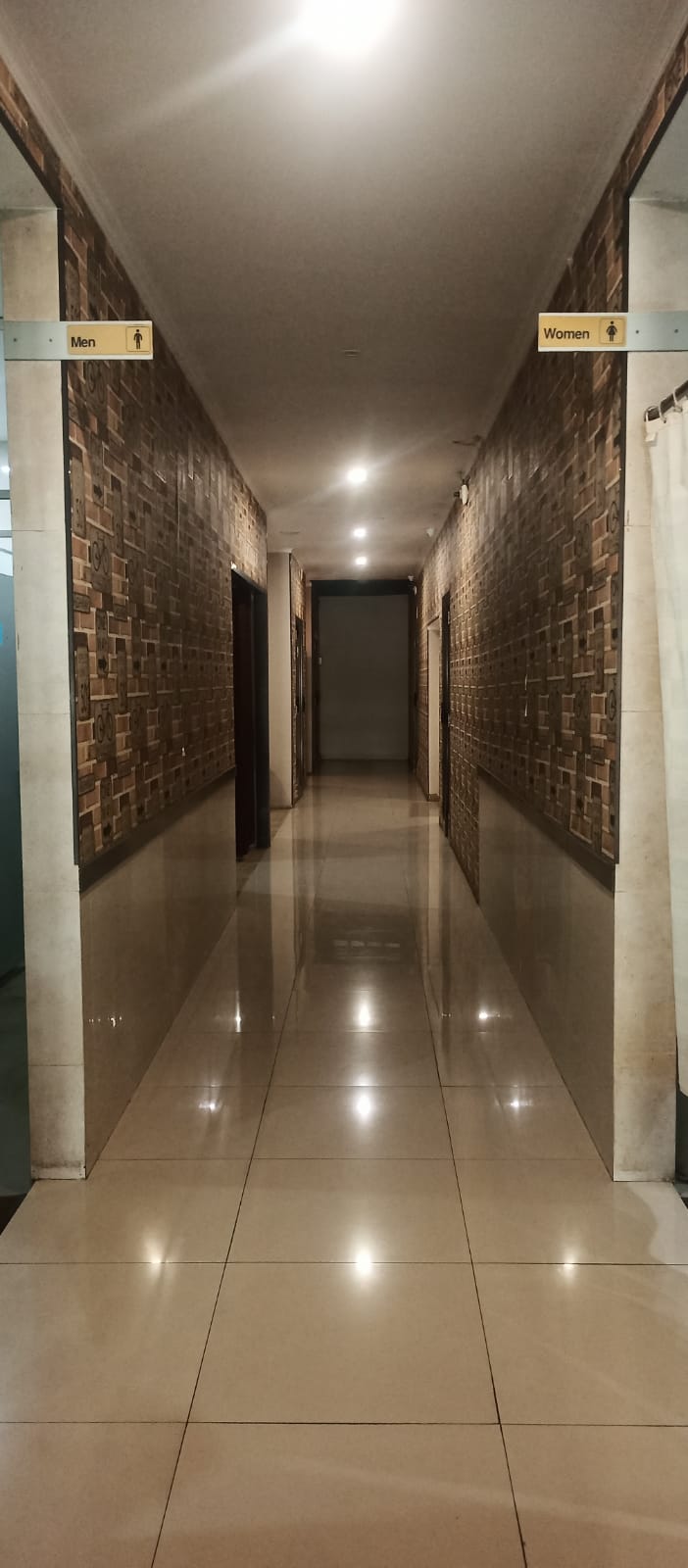 Dijual Hotel Modern di Pusat Kota Purwokerto  - Investasi Menguntungkan!