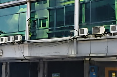 Ruko 3 Lantai Harga Murah Kawasan Komersial Area Semarang Selatan