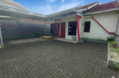 Rumah Halaman Luas 3 Kamar, Hanya 5 Menit Keodkteran Unsoed Purwokerto - Berkoh