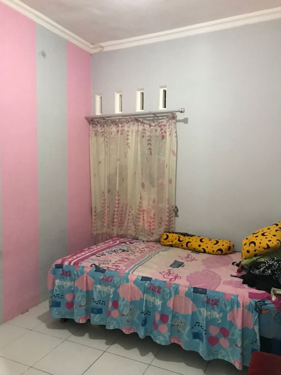 Dijual Rumah Modern Minimalis 2 Lantai dekat Terminal