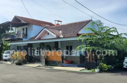 Rumah Cantik Ada Kolam Renang Area Utara Purwokerto