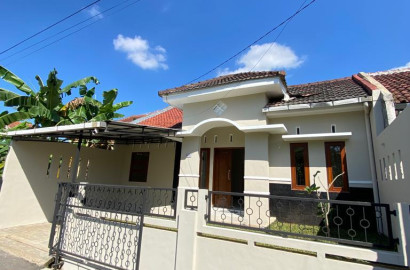 RUMAH CANTIK HANYA 7 MENIT STASIUN, PASIR LUHUR PURWOKERTO