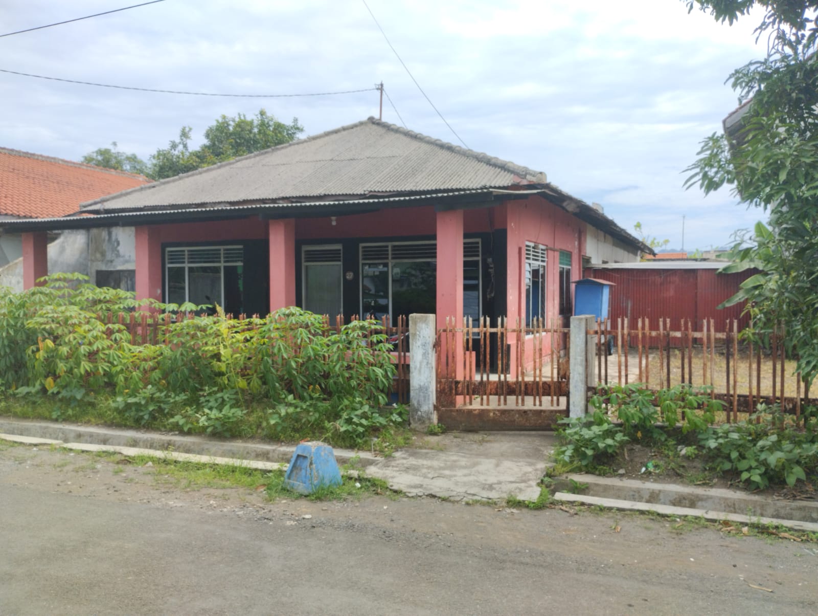 Dijual Rumah Tinggal Berikut Sarang Burung Walet di Cilacap Selatan - JL Kakap Cilacap Selatan