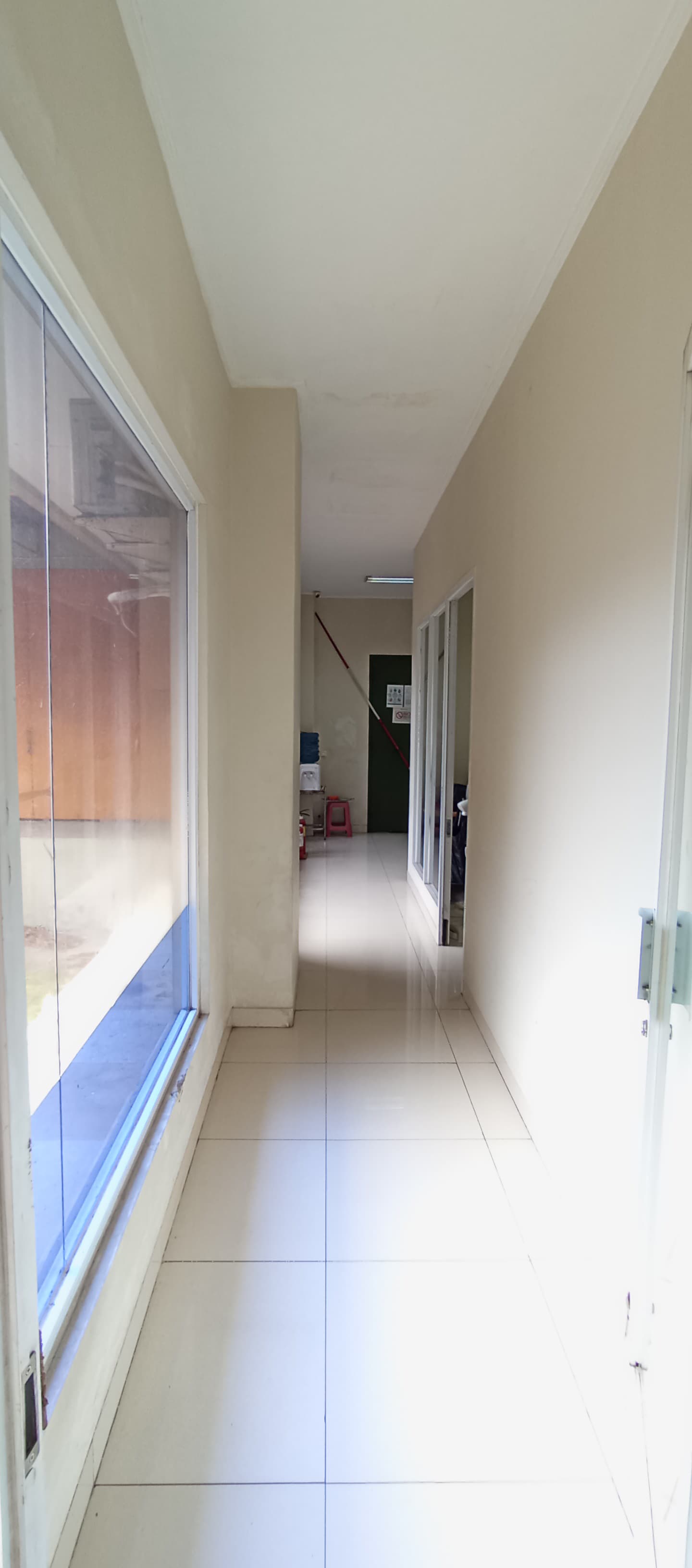 DIJUAL CEPAT! GUDANG & KANTOR 3 LANTAI SIAP PAKAI DI LOKASI STRATEGIS - KOTA CIREBON