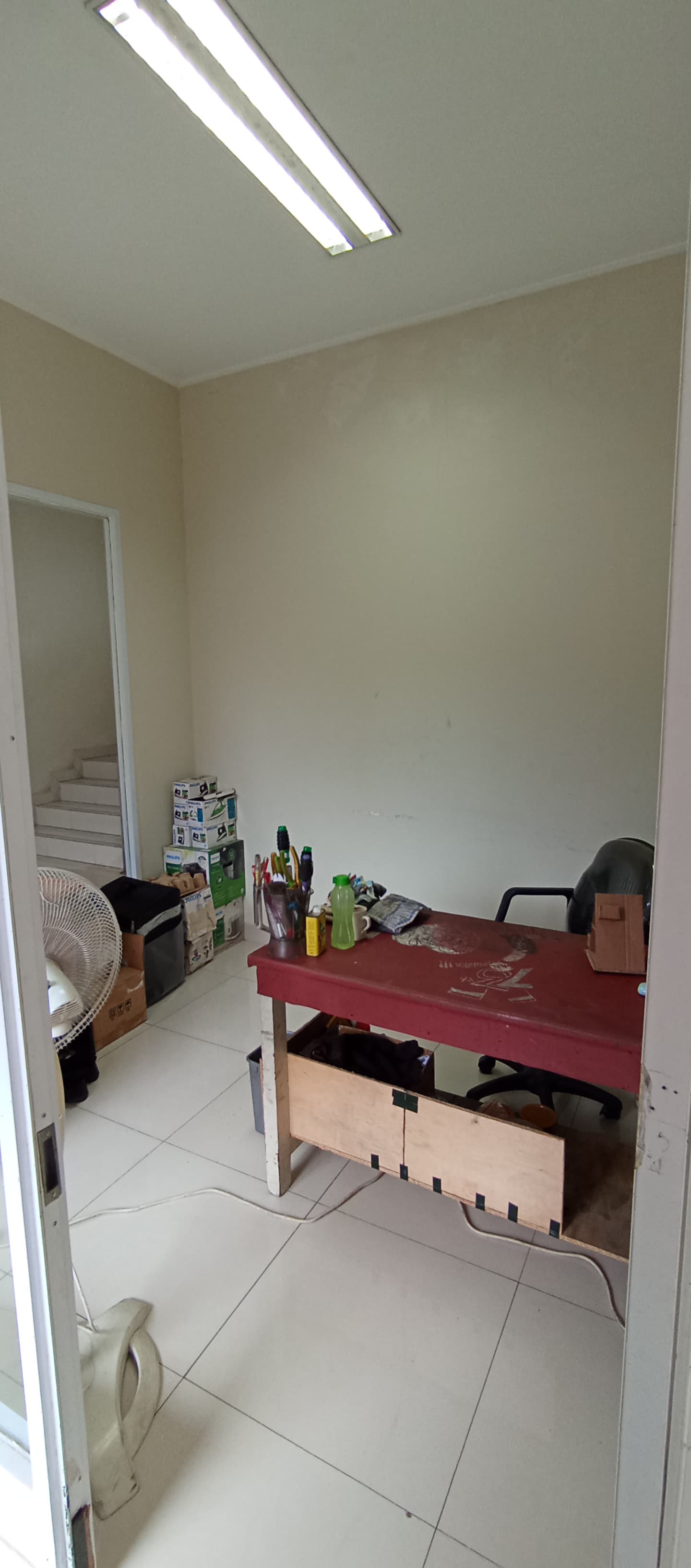 DIJUAL CEPAT! GUDANG & KANTOR 3 LANTAI SIAP PAKAI DI LOKASI STRATEGIS - KOTA CIREBON