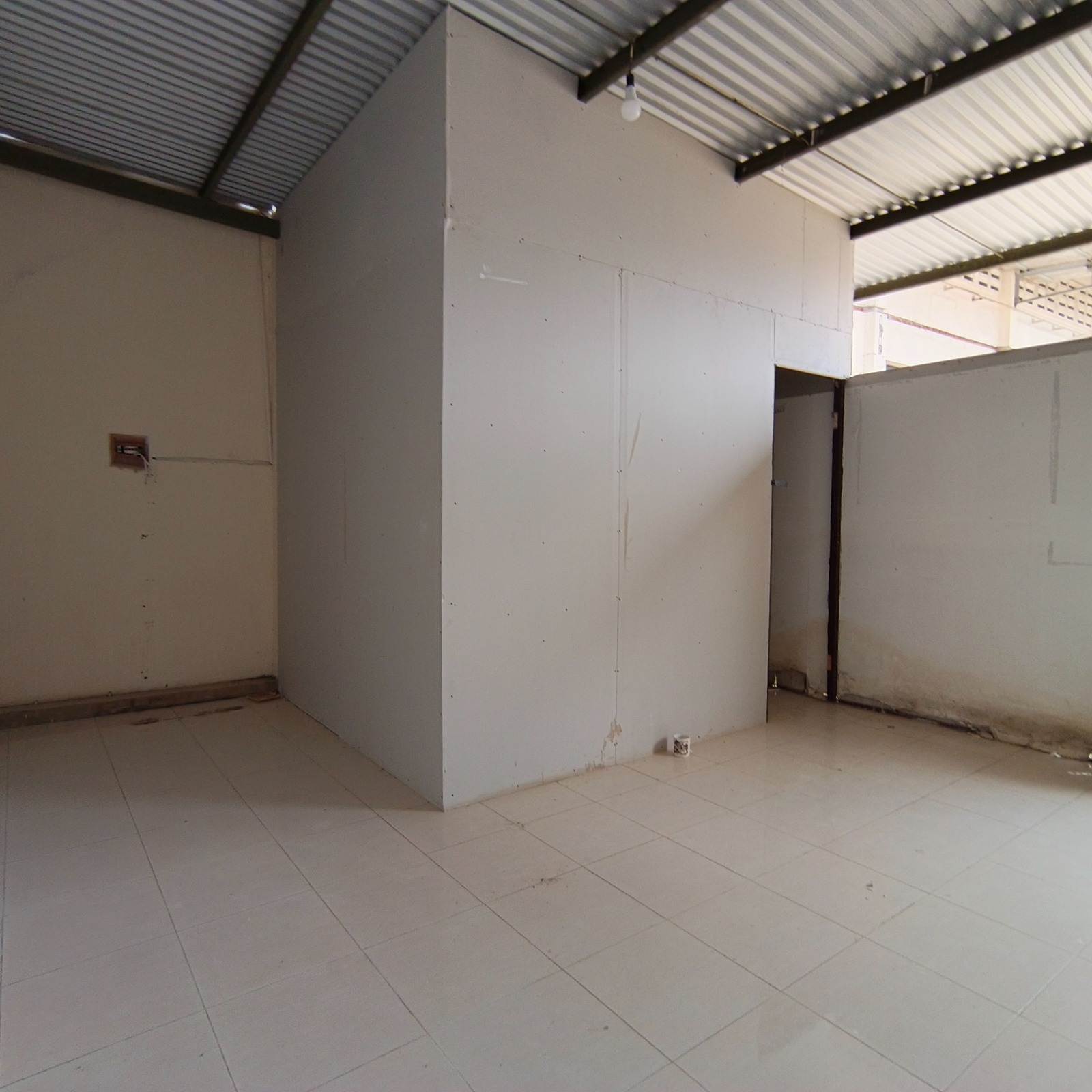 Cari Gudang Di Purwokerto? Disewakan Gudang Cocok Untuk Usaha Perdagangan