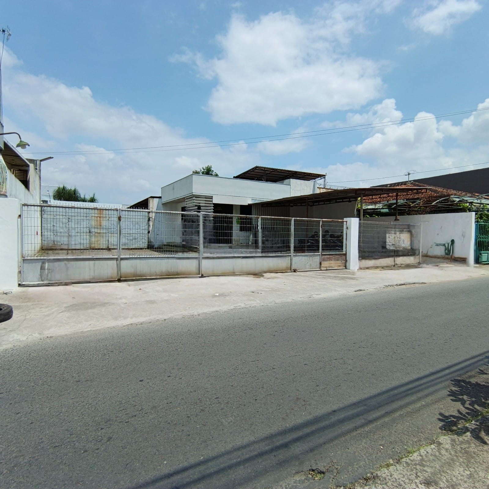 Cari Gudang Di Purwokerto? Disewakan Gudang Cocok Untuk Usaha Perdagangan