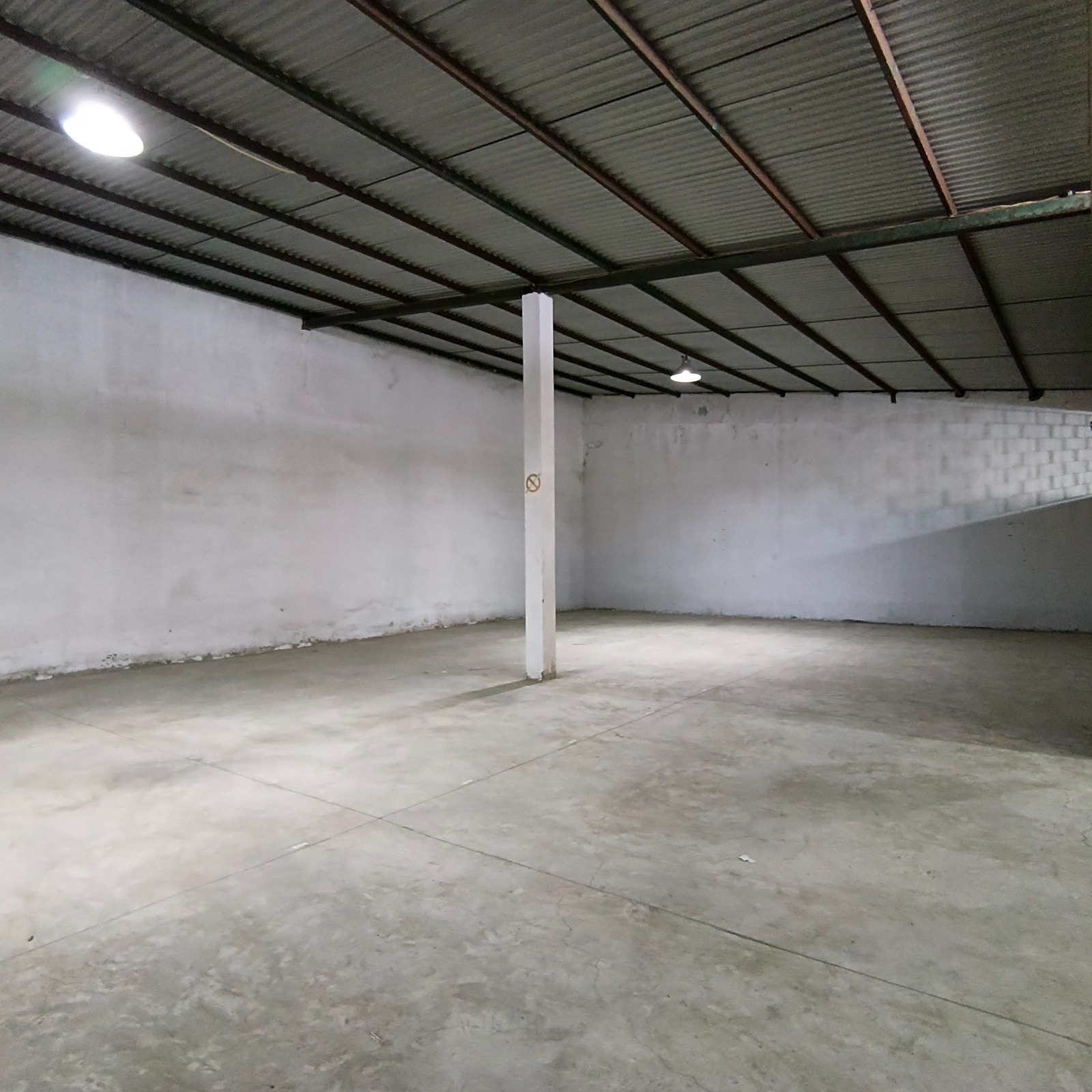 Cari Gudang Di Purwokerto? Disewakan Gudang Cocok Untuk Usaha Perdagangan