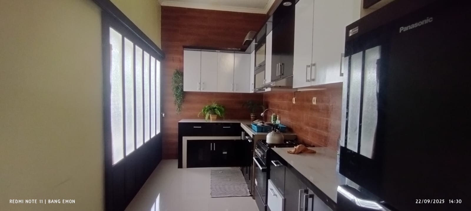 JUAL CEPAT RUMAH  KAMAR HOOK, 750 METER PASAR CERMEI