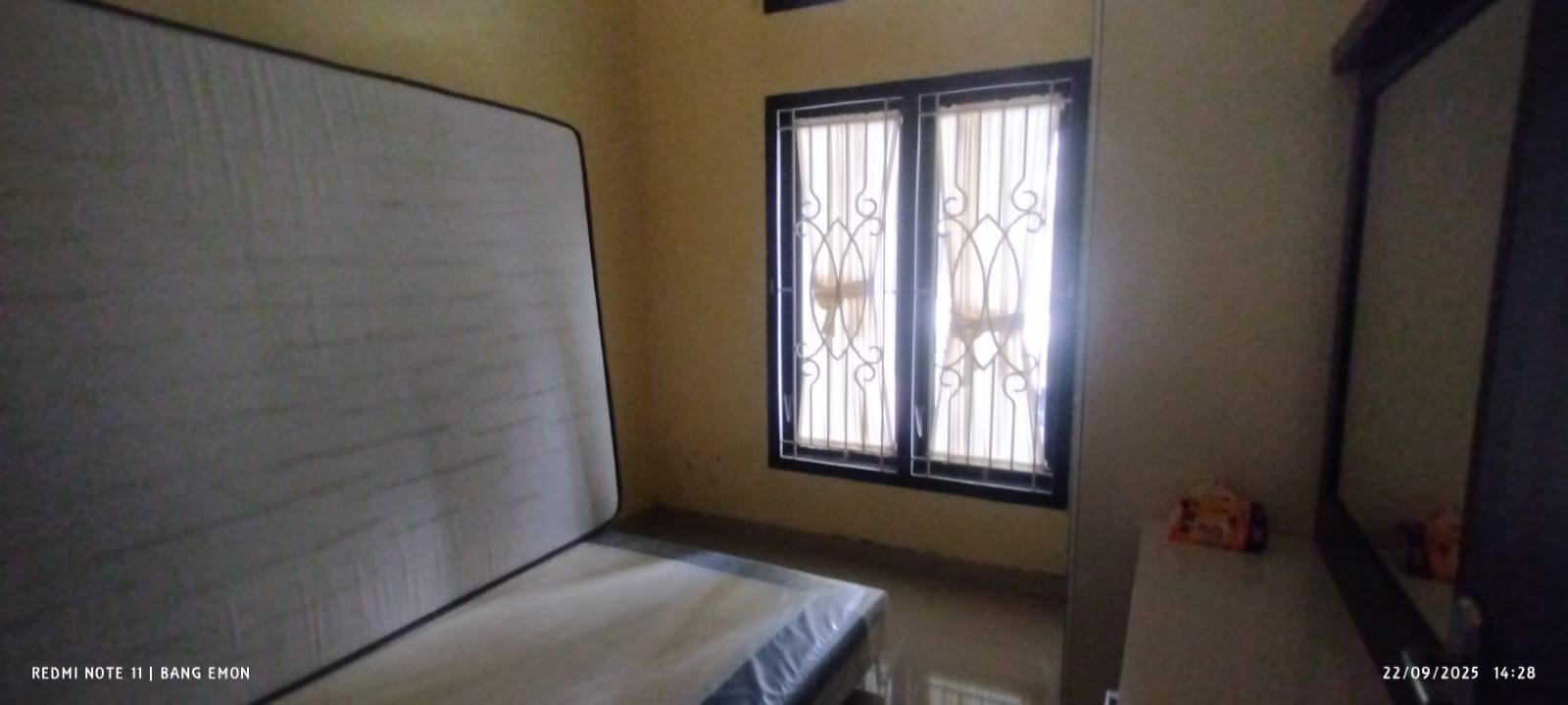 JUAL CEPAT RUMAH  KAMAR HOOK, 750 METER PASAR CERMEI
