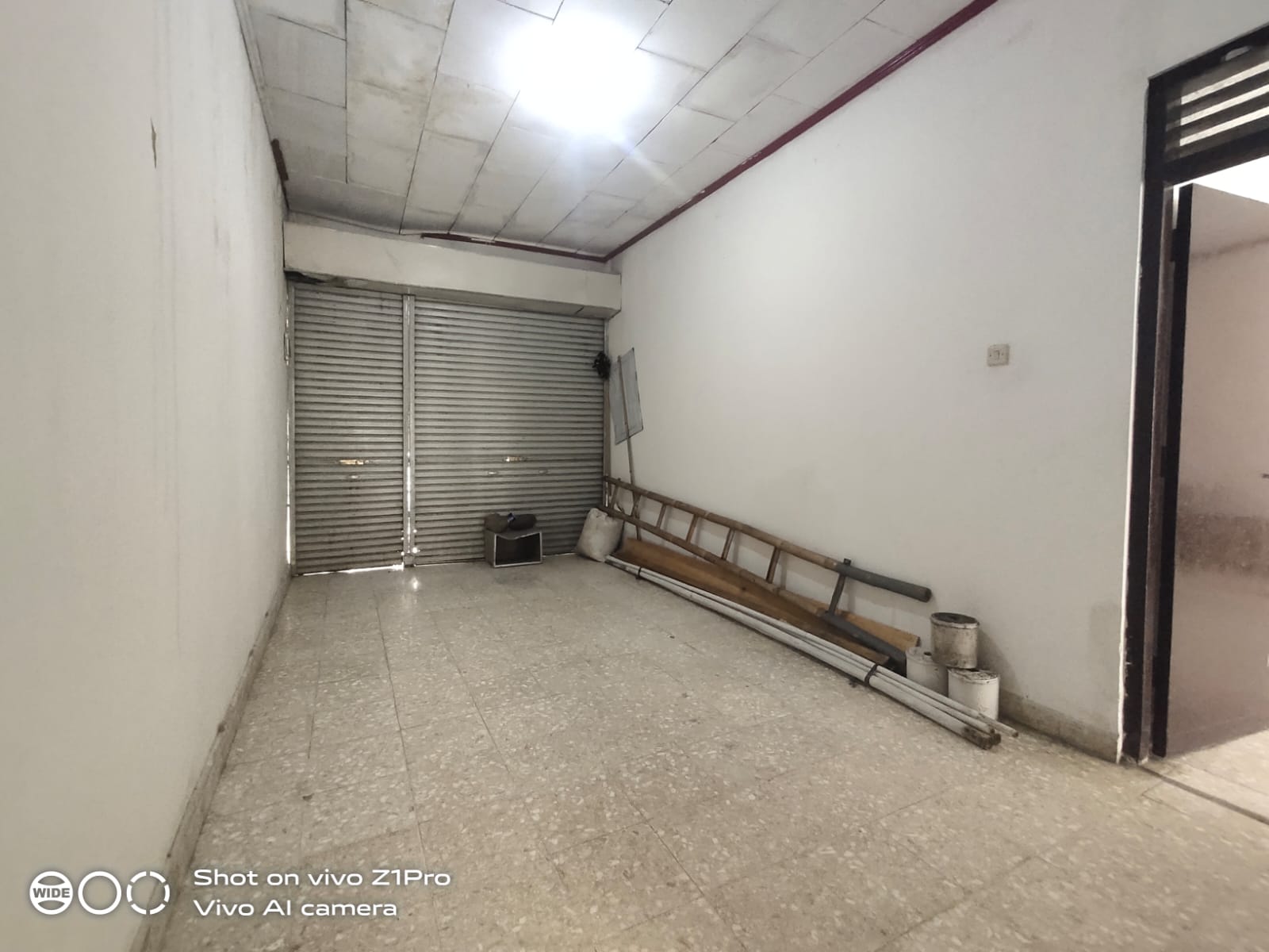 Rumah Terawat Halaman Luas Lokasi Strategis Jarak 600 Meter Ke Stasiun