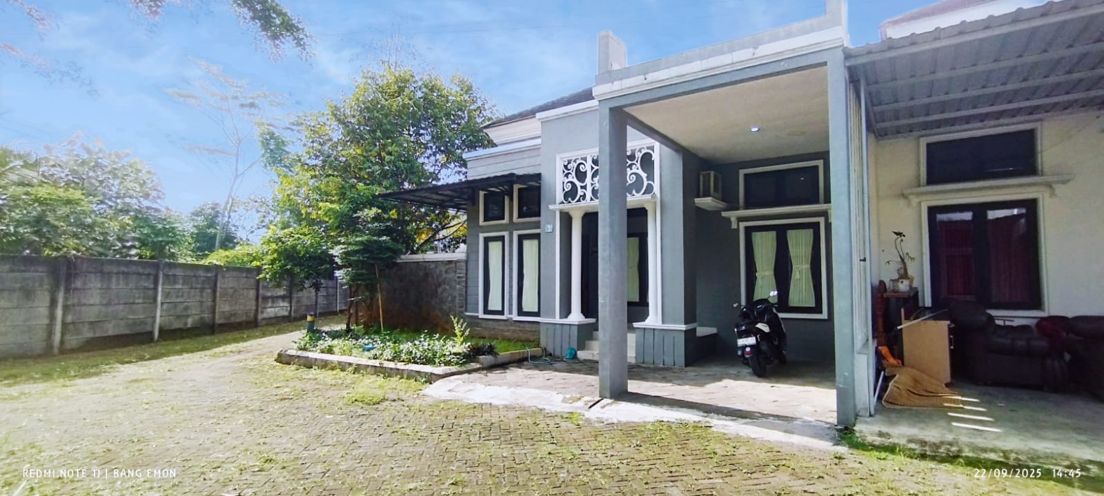 JUAL CEPAT RUMAH  KAMAR HOOK, 750 METER PASAR CERMEI