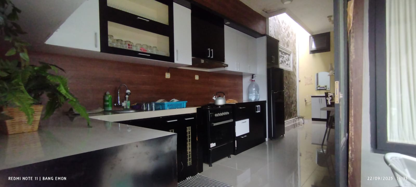 JUAL CEPAT RUMAH  KAMAR HOOK, 750 METER PASAR CERMEI