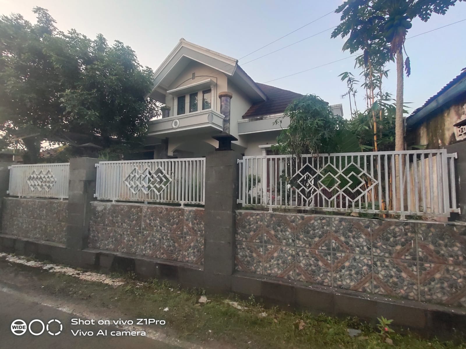 Rumah Bagus 5 Kamar Halaman Luas 2 Menit Ke Stasiun Purwokerto