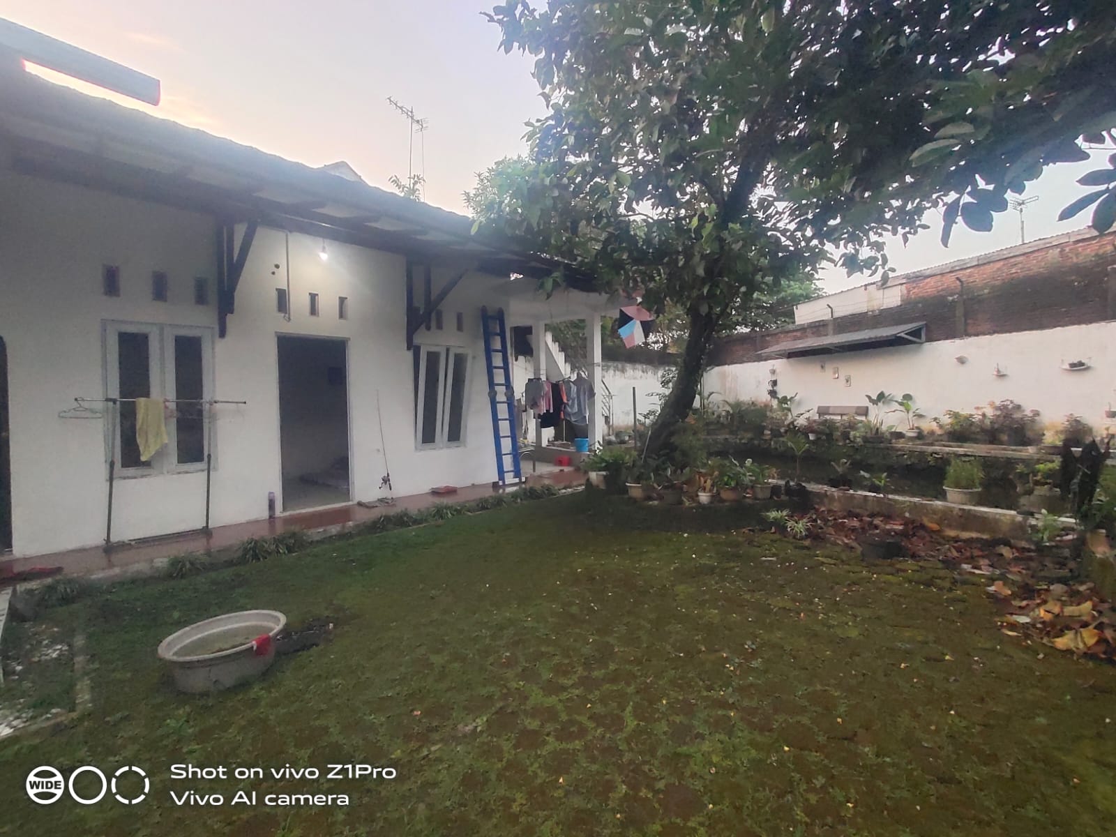 Rumah Bagus 5 Kamar Halaman Luas 2 Menit Ke Stasiun Purwokerto
