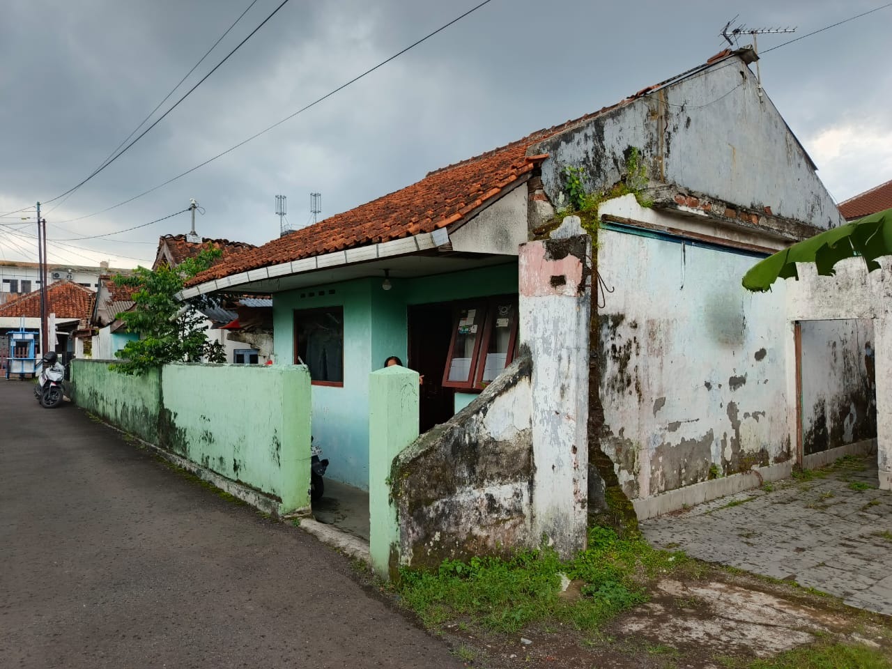 Dijual Tanah Bonus Bangunan 700 m Alun-alun Purwokerto