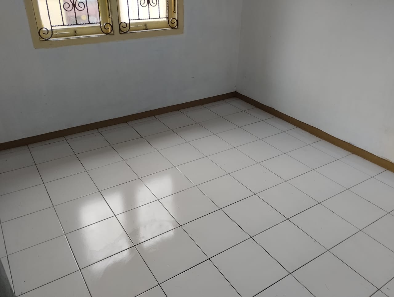 Disewakan  Rumah Perum Puri Hijau 2 Menit ke Taman kota Purwokerto