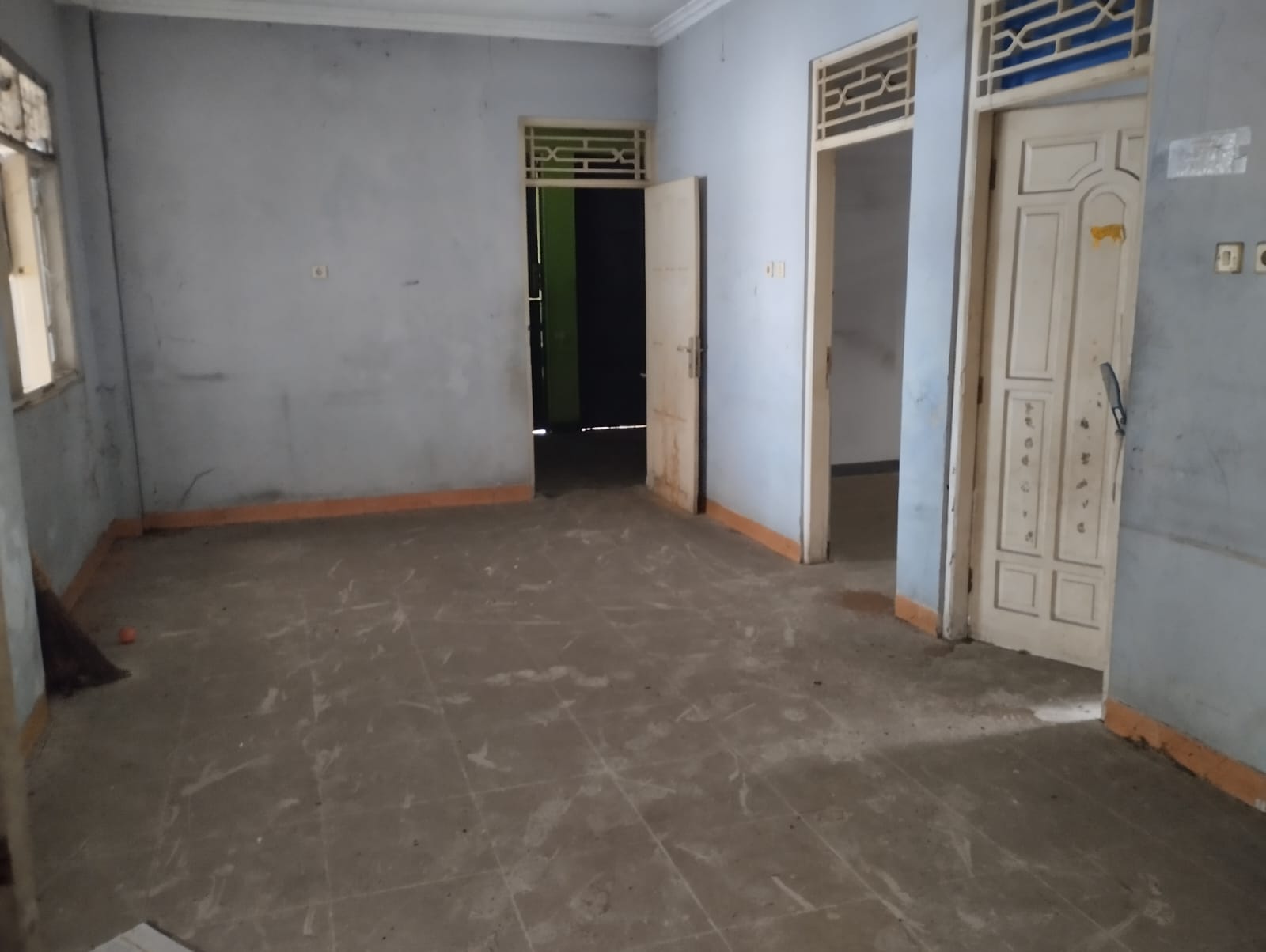 Disewakan  Tanah Bonus Bangunan 4 Menit Alun-alun Purwokerto