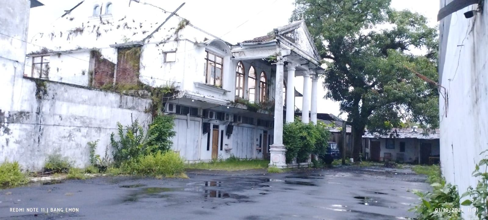 Dijual Tanah 1.984 m2 Bonus Bangunan,Tengah Kota Purbalingga